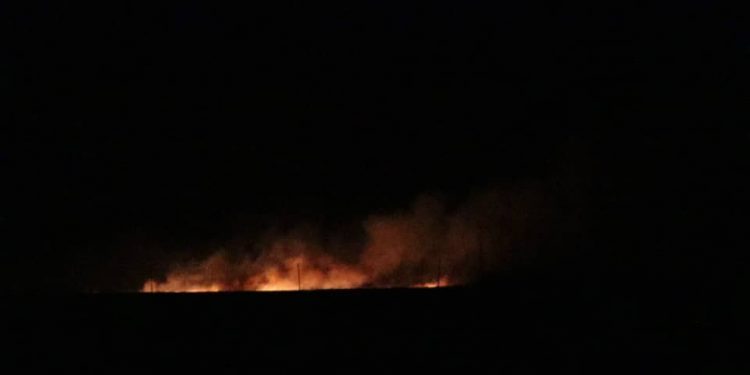 İşgalci TC  devleti Eyn Îsa kampı ve Girê Spî’nin köylerini bombalıyor