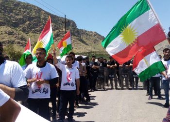 YNK Asayişi gençlerin yürüyüşünü engelledi: Zînî Wertê Komplosunda parmağınız mı var?