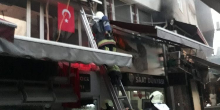 SON DAKİKA- YPS, 2 fabrika, bir çok iş yeri ve polise ait bir aracı imha etti