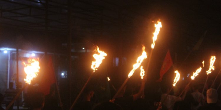 Rojava gençliği, şehit mezarlarına saldırı ve Zînî Wertê provokasyonuna karşı alanlarda