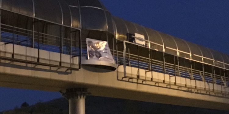 Silêmanî’de Şeladizê şehitlerinin posterleri asıldı