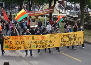 “Biz sizi hatırlatmak için nefes alır, şarkı söyleriz”