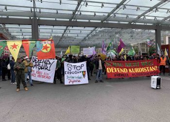 Gençler Türk faşizmine karşı öfke oldu, meydanlara aktı