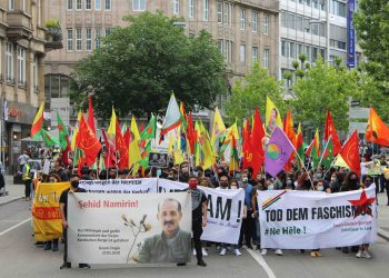 Gençliğin öfkesi sokaklara sığmıyor