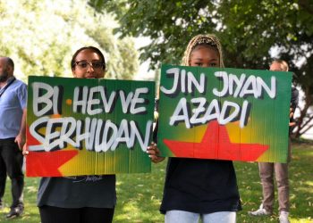 Gençlerden Stuttgart’ta ırkçılığa ve kriminalizasyona karşı yürüyüş