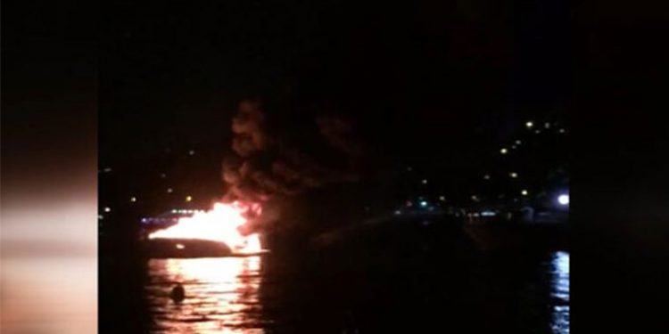 İstanbul’da lüks tekne küle döndü