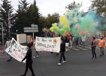 Gençler eylemde, talepleri net: Öcalan’a Özgürlük!