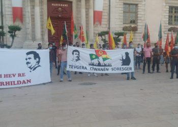 Marsilya’da gençler ‘Özgürlüğü Sağlama Zamanı’ hamlesini selamladı