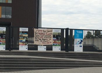 Kürt gençlerinden Halklar Önderi Öcalan’a uygulanan tecride karşı CPT önünde eylem