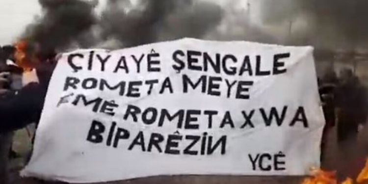 Gençler ve genç kadınlar direniş çadırına öncülük ediyor