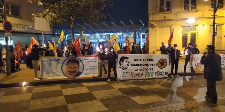 43’ncü PKK yılı Paris’te coşkuyla kutlandı