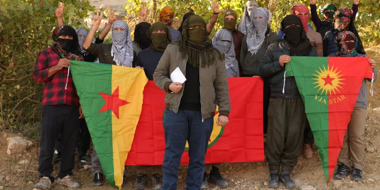 Gençlik saflarda yerini alıyor: Başûrê Kürdistanlı 23 genç PKK’ye katıldı