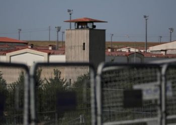 Cezaevlerinden “ses verin” çağrısı