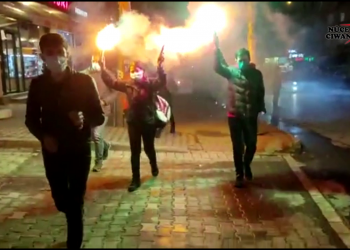 İstanbul Gençlik Meclisi zindanlar için alanlarda