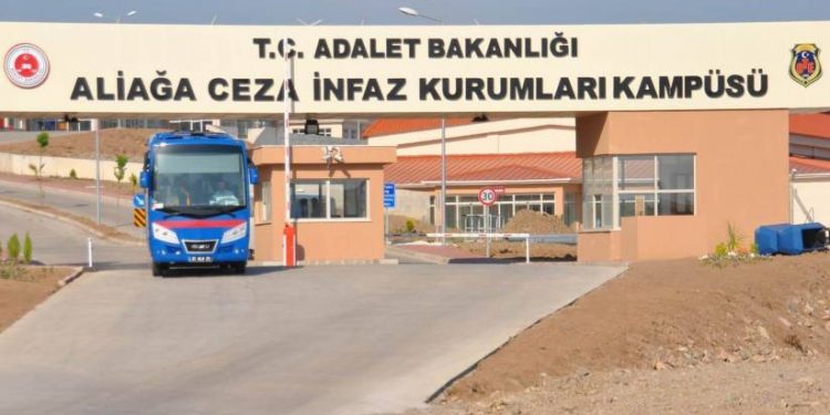 Şakran Kadın Kapalı Cezaevi’nde koğuşlara baskın
