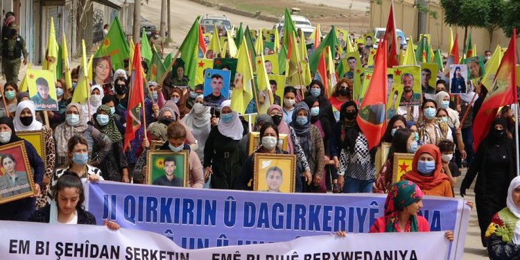 Qamişlo halkı “Bazên Zagrosê” hamlesine destek vermek için alanlara çıktı