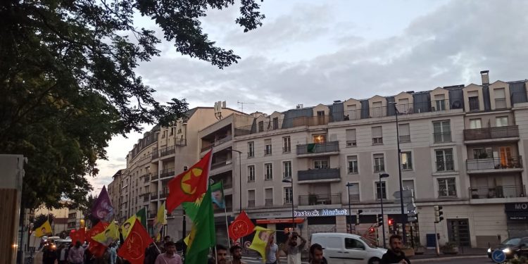 Paris’te gençlerden “İNTİKAM” yürüyüşleri