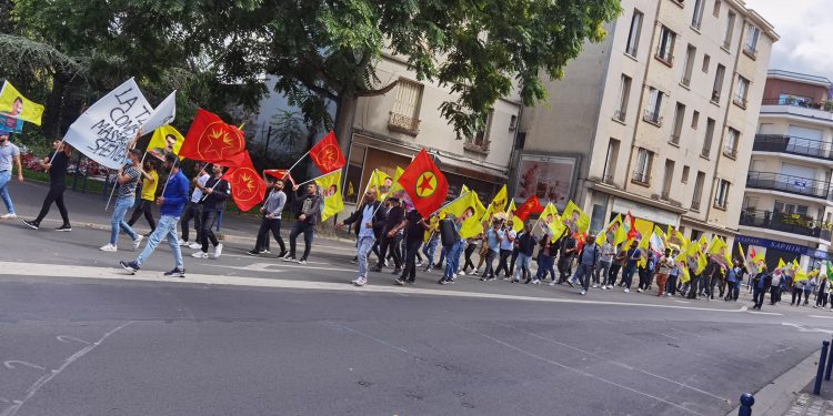 Drancy’de gençlerden İntikam yürüyüşü