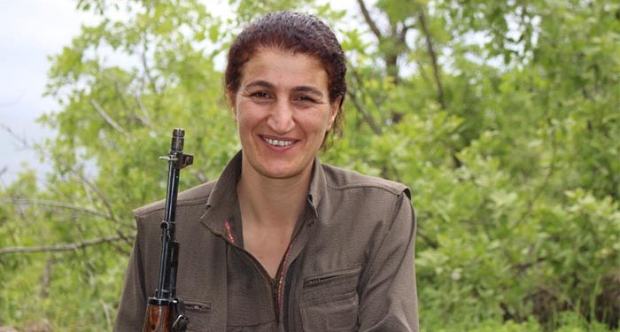 Xezal’da Reyhan’ı, Reyhan’da Berçem’i, Berçem’de Ronahi’yi görüyorum