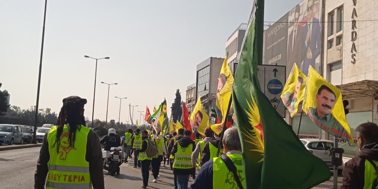 Yunanistan’in Maratona Kentinde TCŞ’nin başlattığı Yürüyüş Atina’nın Akademiya meydanında son buldu