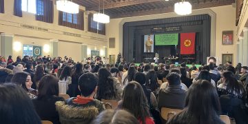 Stuttgart‘ta gençlik konseri: Yüzlerce genç Önder Öcalan‘ın fiziki özgürlüğü için bir araya geldi