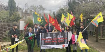 Londra Gençliğinden Fransız polisinin saldırılarına karşı destek mesajı