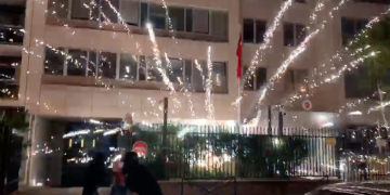 Avrupa APOCU Gençlik İnisiyatifindenTürk konsolosluğuna karşı eylem