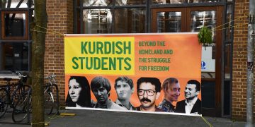 JXK öncülüğünde Londra’da öğrenci konferansı gerçekleştirildi