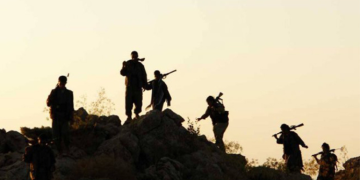 Yoldaş acısı sevda kokar