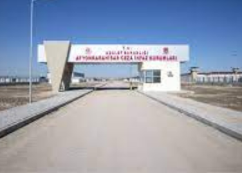 Afyon’da tutsaklar işkencelere karşı açlık grevini yeni guruplarla büyütüyor