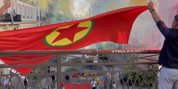 Marsilya’da gençler ihanete ve işgale karşı yürüdü