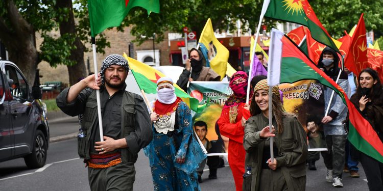 FOTO HABER – Avrupa’da gerçekleşen uzun yürüyüşten objektifimize yansıyanlar