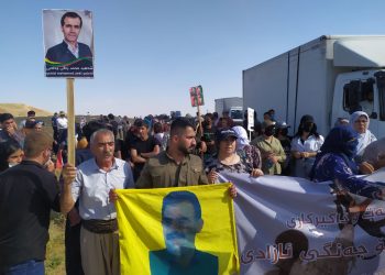 YENİLENDİ – İşbirlikçi KDP, gençlerin Behdînan’a yürümesini engelliyor