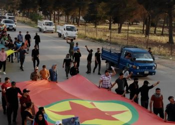 Rojava gençlerinin yürüyüşü Dêrîk’e yetişti