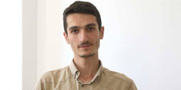 Zorla parmak izi bıraktılar