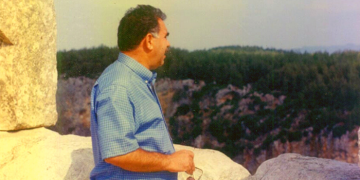 Şehitlerle Diyalog – Devrim Yiğit ve Yüce İnsanların Eseridir