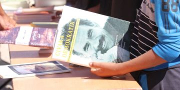 Gezici Kütüphane Derazor’da son buldu