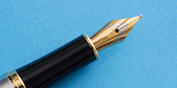 Erdoğan çok küçüktür ama mide bulandırır!