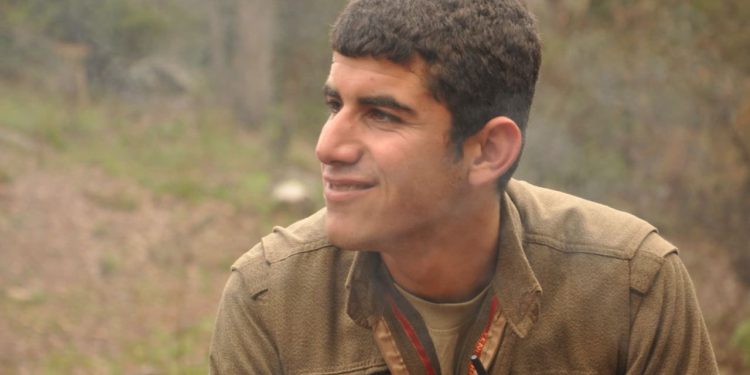 Şehit Xemgîn Cizîr’in babası Murat Şen “Neden bu halkın çocukları kimyasal silahlarla katlediliyor?”