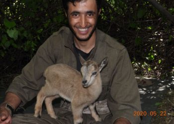 Mavidir gök şehitlerle…