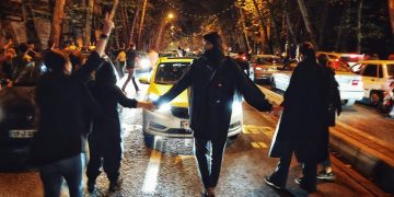 ‘Jin jiyan azadî’ serhildanı: Katliamlara rağmen kesintisiz direniş!