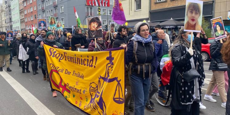 Köln’de JXK öncülüğünde yürüyüş gerçekleştirildi