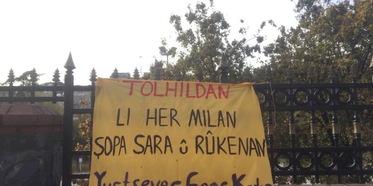 Yurtsever Genç Kadın’lardan İstanbul’da pankart eylemi