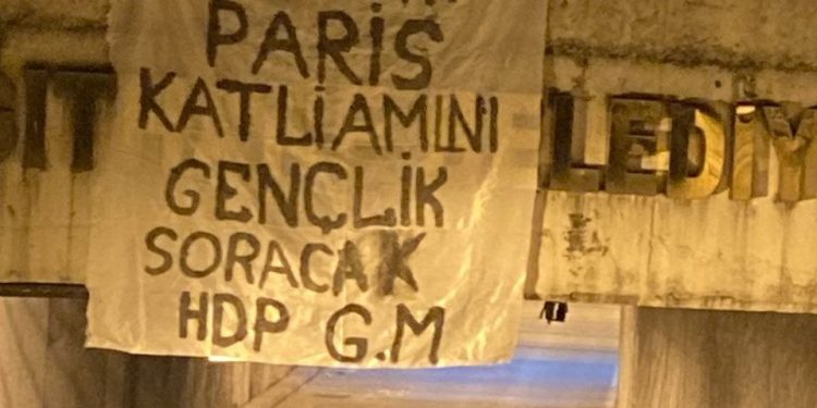 Gençlerden Paris Katliamı tepkisi