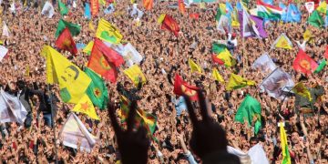 Kürdistan halkı özgürlüğe doğru yürüyor