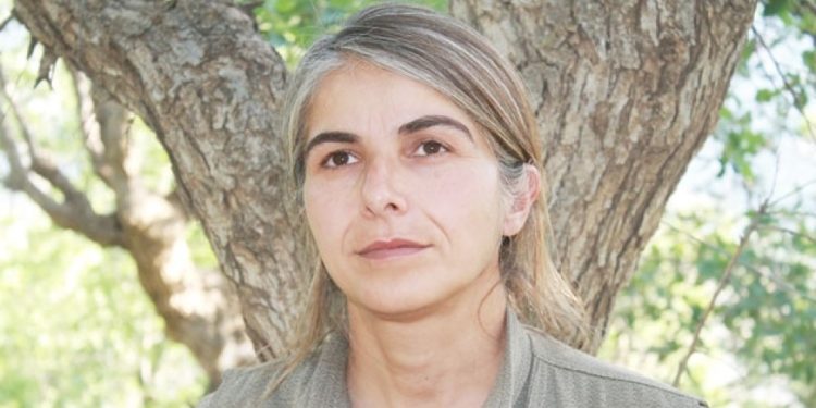 Çiğdem Doğu:  Gençler özgürlük enerjisini zaman aşımına uğramış, marjinalleşmiş partilere vererek boşa harcamamalıdır