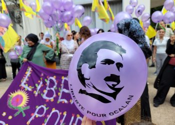 TekoJIN Paris Önder APO’nun fiziki özgürlüğü için miting düzenledi