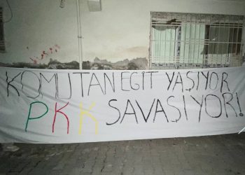Urfa Yurtsever Gençlik Eyyubiye ilçesinde 15 Ağustos atılımını astıkları pankart ile selamladı