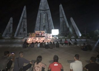 Kobanê gençleri, Ali Çiçek’i andı