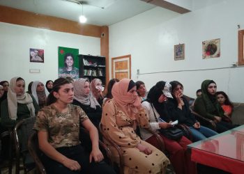 Genç Kadınlar Birliği komploya karşı toplantı düzenledi